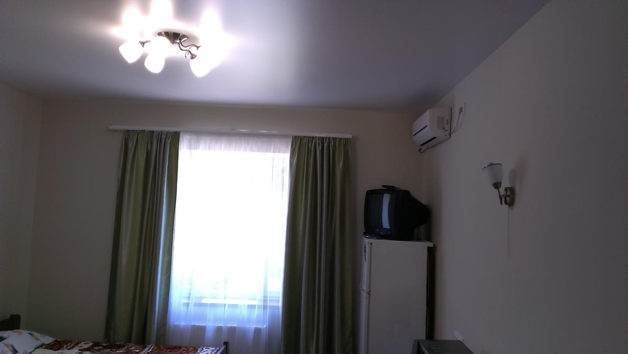 Звёздный Hotel Odessa Ngoại thất bức ảnh
