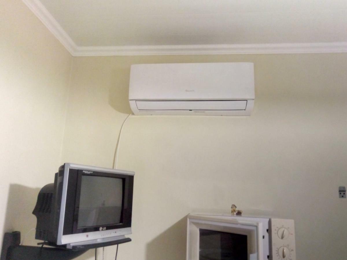 Звёздный Hotel Odessa Ngoại thất bức ảnh