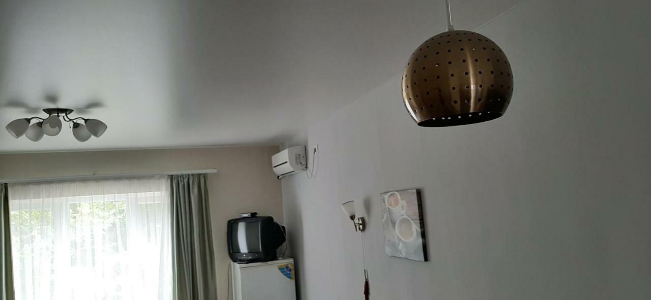 Звёздный Hotel Odessa Ngoại thất bức ảnh
